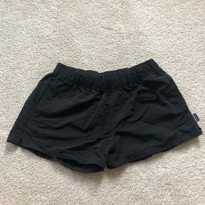Patagonia barely baggies shorts 2 1/2 “